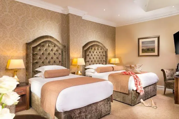 International 基拉尼